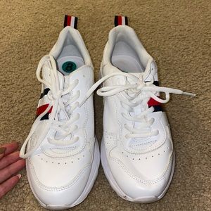 Chunky Tommy Hilfiger sneakers